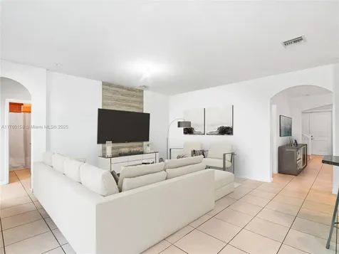 25051 SW 118th Court Homestead FL 33032