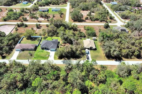 205 Ferdon Circle Port Charlotte FL 33954