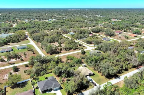 205 Ferdon Circle Port Charlotte FL 33954