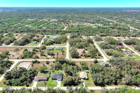 205 Ferdon Circle Port Charlotte FL 33954