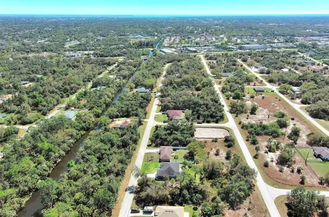 205 Ferdon Circle Port Charlotte FL 33954