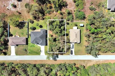 205 Ferdon Circle Port Charlotte FL 33954