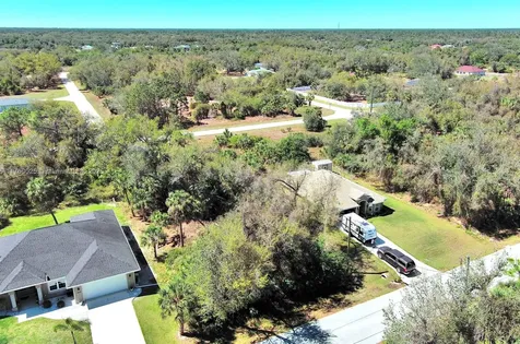 205 Ferdon Circle Port Charlotte FL 33954