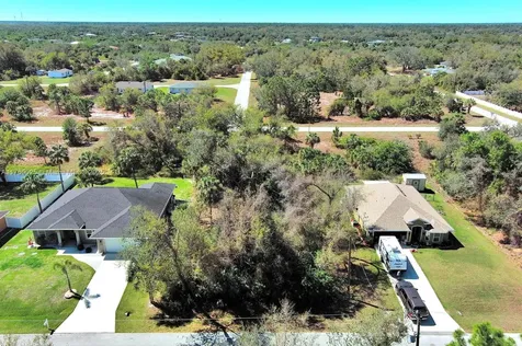 205 Ferdon Circle Port Charlotte FL 33954
