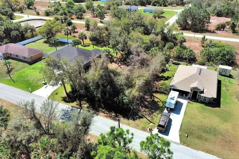 205 Ferdon Circle Port Charlotte FL 33954