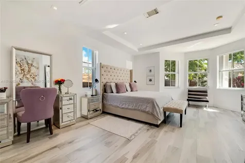 8527 NW 111th Court Doral FL 33178