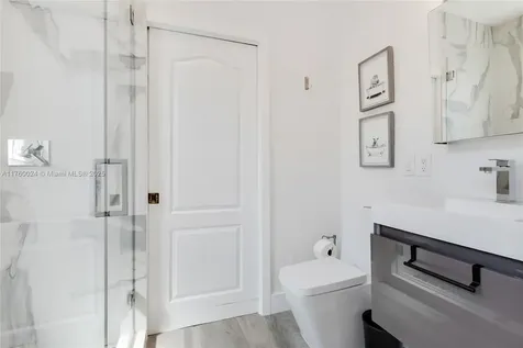 8527 NW 111th Court Doral FL 33178