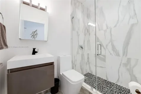 8527 NW 111th Court Doral FL 33178