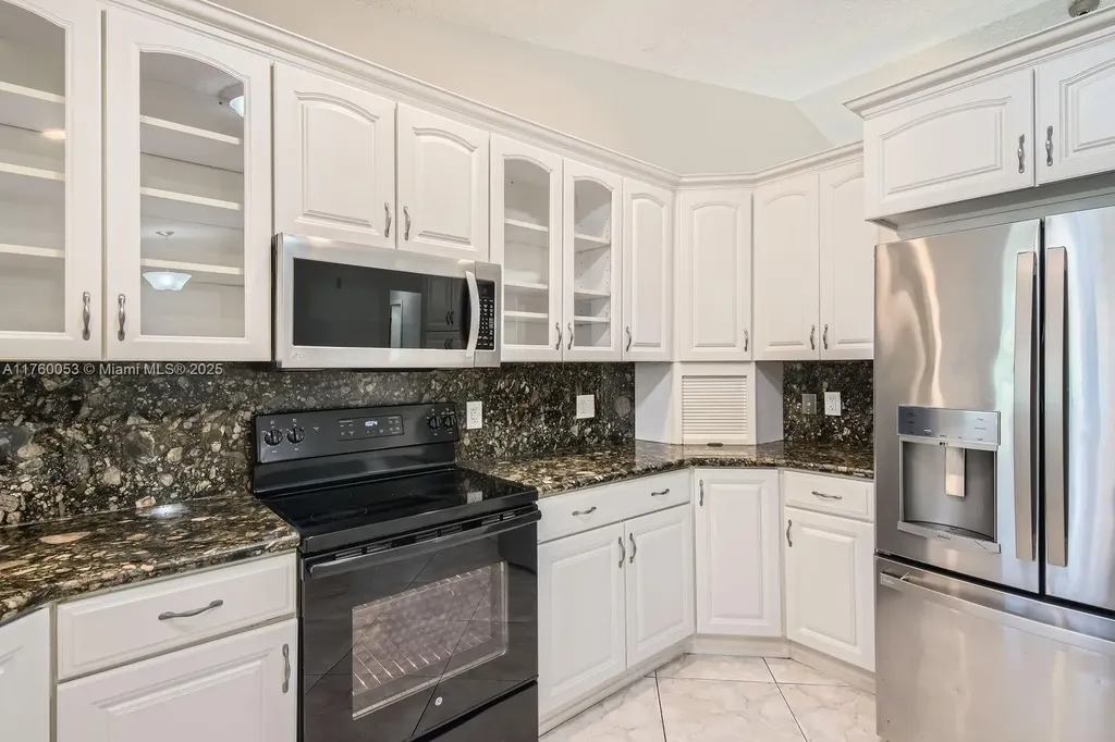 3040 NW 94th Avenue Coral Springs FL 33065