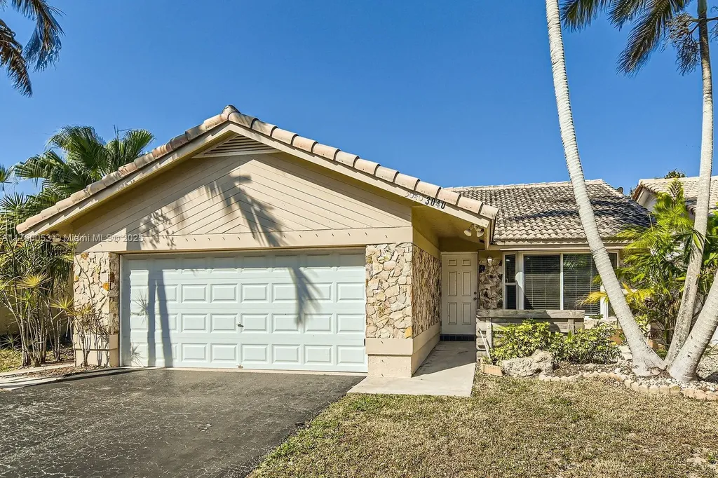 3040 NW 94th Avenue Coral Springs FL 33065