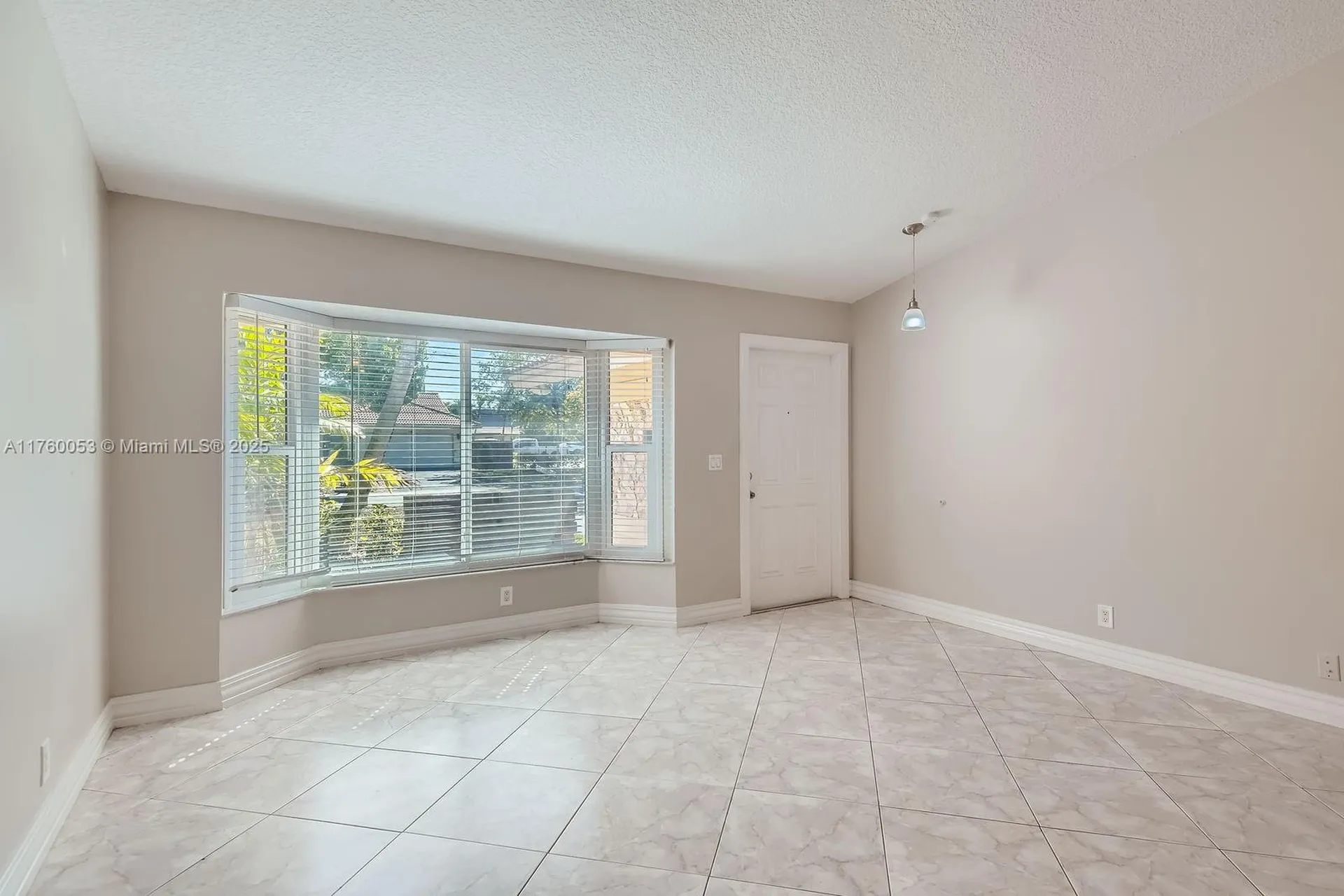 3040 NW 94th Avenue Coral Springs FL 33065