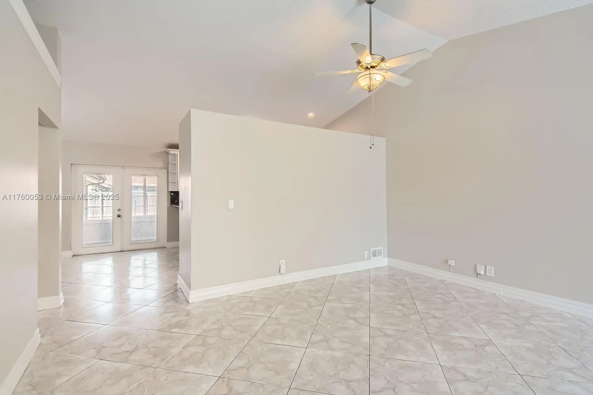 3040 NW 94th Avenue Coral Springs FL 33065