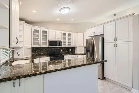 3040 NW 94th Avenue Coral Springs FL 33065