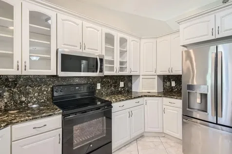 3040 NW 94th Avenue Coral Springs FL 33065