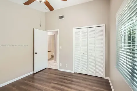 3040 NW 94th Avenue Coral Springs FL 33065
