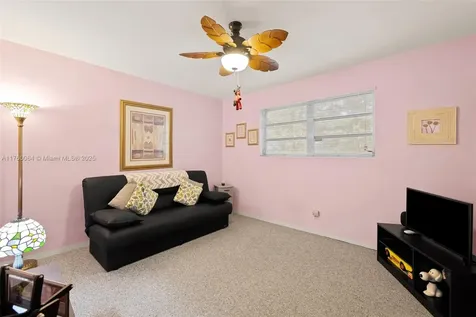 3641 Thomas Street Hollywood FL 33021