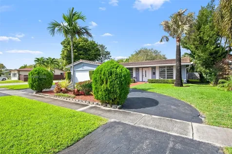 3641 Thomas Street Hollywood FL 33021