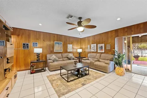 3641 Thomas Street Hollywood FL 33021