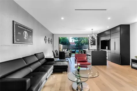 3176 SW 23rd Terrace Miami FL 33145