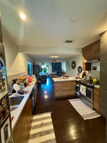7020 NE 5th Avenue Miami FL 33138