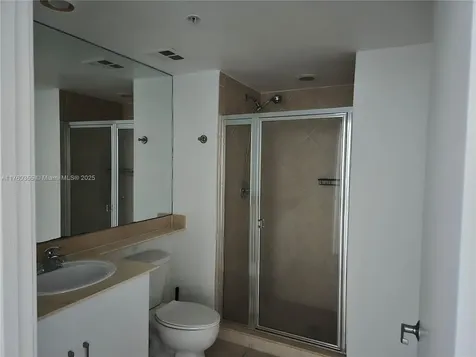 325 S Biscayne Boulevard Miami FL 33131
