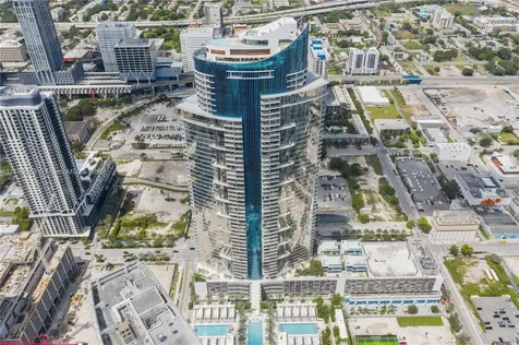 851 NE 1st Avenue Miami FL 33132