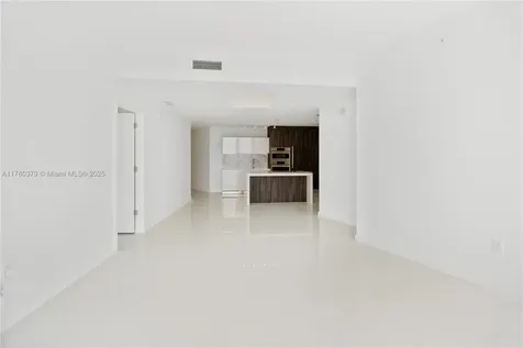 851 NE 1st Avenue Miami FL 33132
