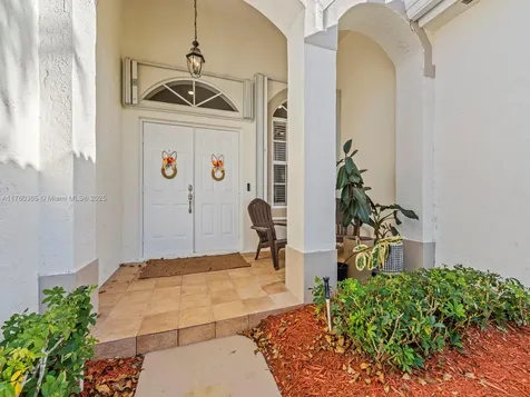 2430 SE 5th Court Homestead FL 33033