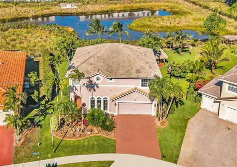 608 SW 168th Lane Pembroke Pines FL 33027