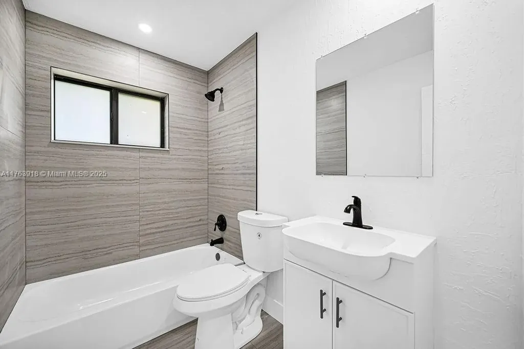 3056 NW 20th Street Fort Lauderdale FL 33311