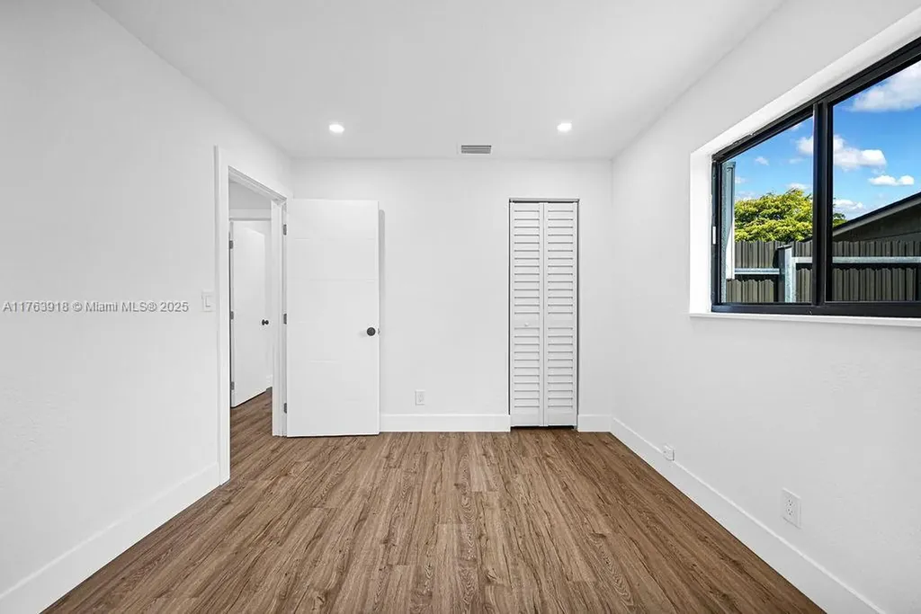 3056 NW 20th Street Fort Lauderdale FL 33311