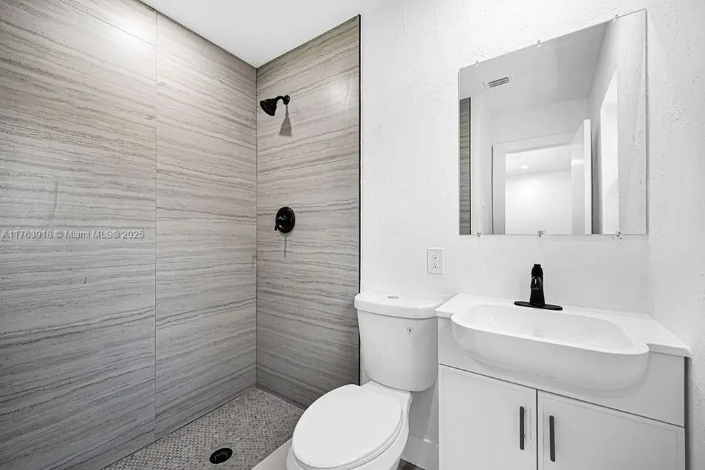 3056 NW 20th Street Fort Lauderdale FL 33311