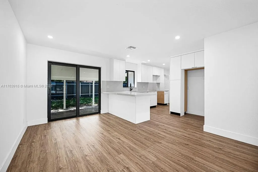 3056 NW 20th Street Fort Lauderdale FL 33311