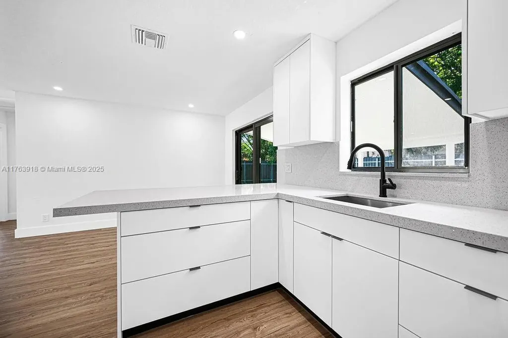 3056 NW 20th Street Fort Lauderdale FL 33311