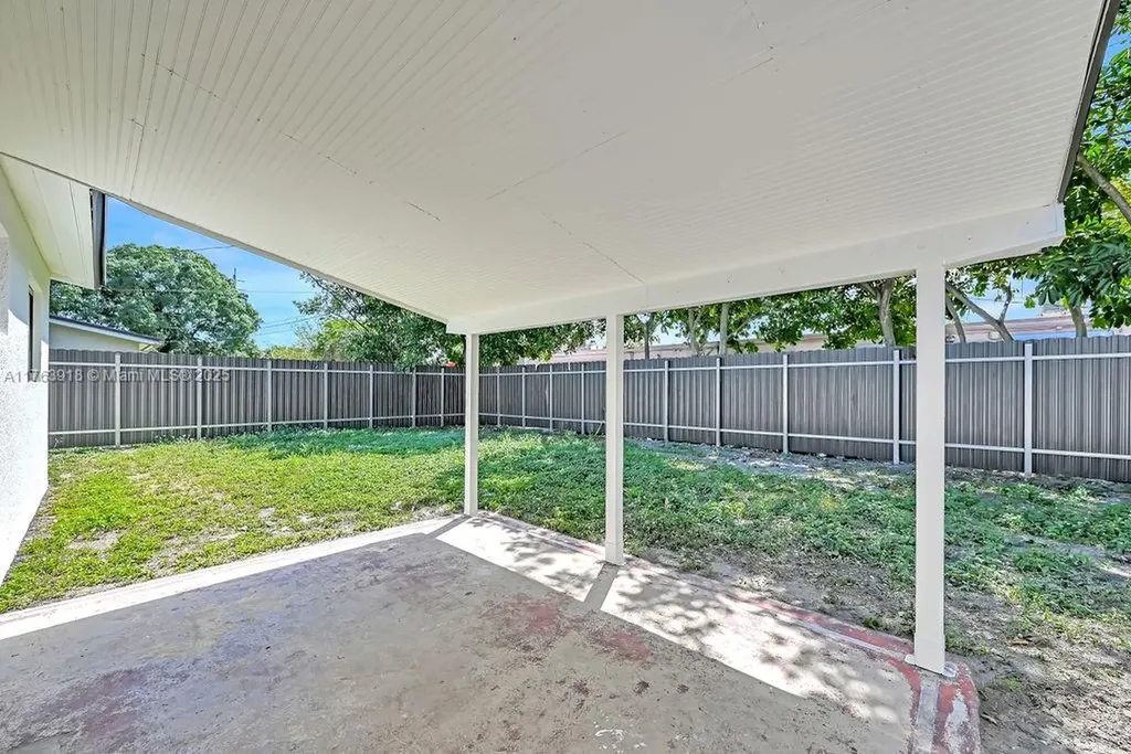 3056 NW 20th Street Fort Lauderdale FL 33311