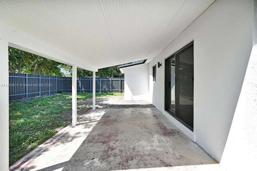 3056 NW 20th Street Fort Lauderdale FL 33311