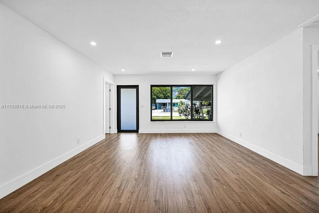 3056 NW 20th Street Fort Lauderdale FL 33311