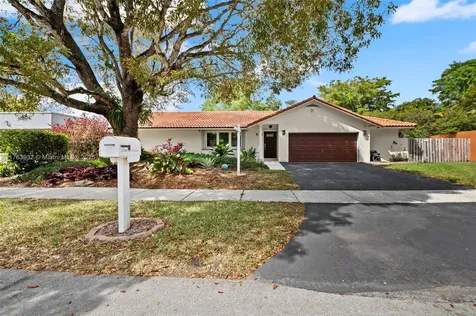 11240 SW 114th Court Miami FL 33176