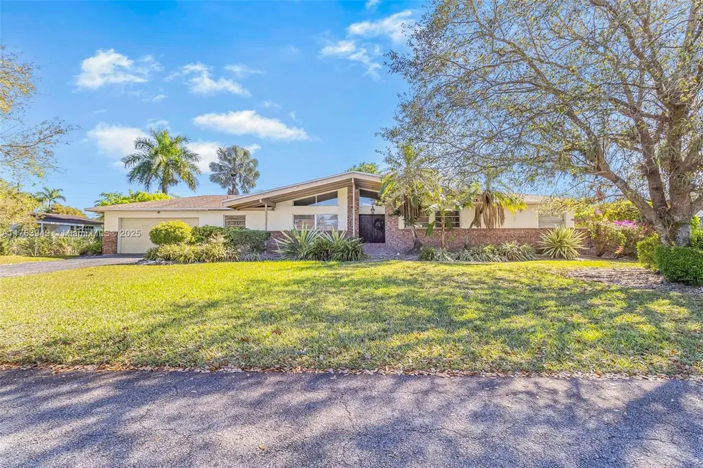 27425 SW 166th Avenue Homestead FL 33031