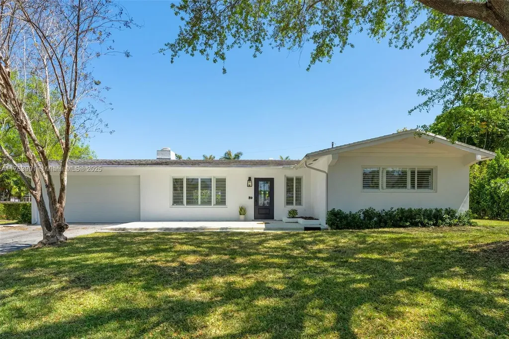 18451 SW 84th Court Cutler Bay FL 33157