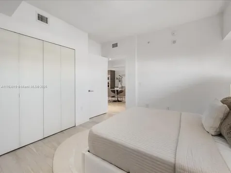 460 NE 28th Street Miami FL 33137