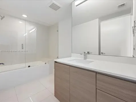 460 NE 28th Street Miami FL 33137