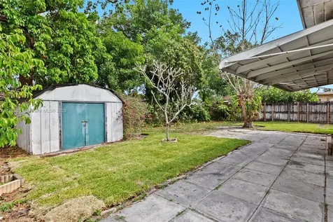 8131 NW 12th Street Pembroke Pines FL 33024