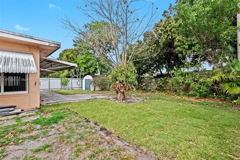8131 NW 12th Street Pembroke Pines FL 33024