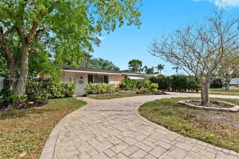 8131 NW 12th Street Pembroke Pines FL 33024
