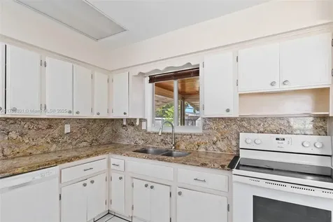 8131 NW 12th Street Pembroke Pines FL 33024