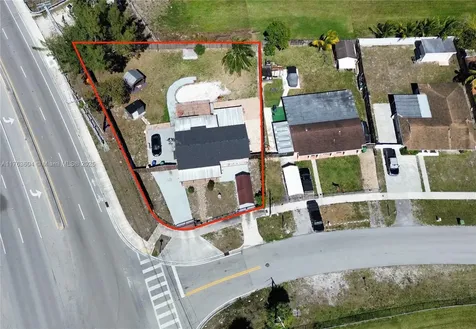 4631 NW 207th Drive Miami Gardens FL 33055