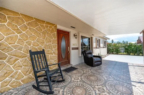 4631 NW 207th Drive Miami Gardens FL 33055