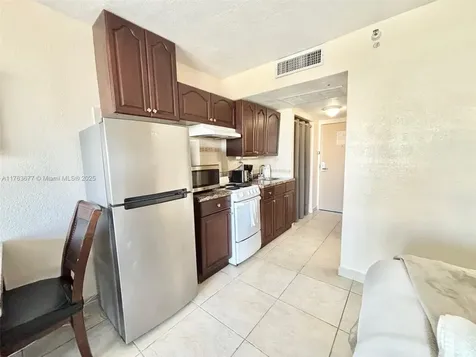 19201 Collins Avenue Sunny Isles Beach FL 33160