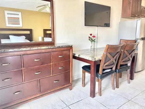 19201 Collins Avenue Sunny Isles Beach FL 33160